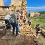 le chantier du mur de pierres